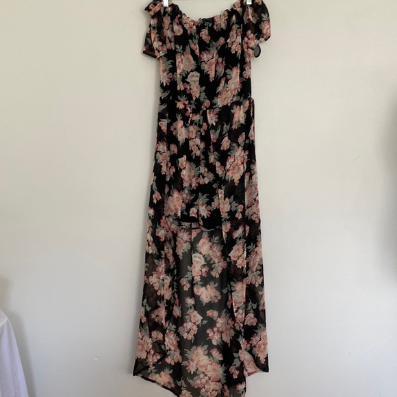 Floral Long Train Romper - Picture 1 of 5